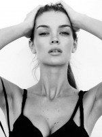 /album/le-blog/tumblr-mt8k5ds9jw1qbiwmko1-500-jpg/